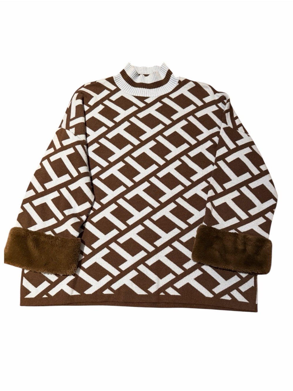 Tyler Boe Blue and Brown Geometric Print Sweater Small - Picture 2 of 9